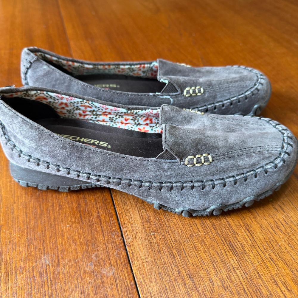 Skechers Relaxed Fit Memory Foam Brown Suede Loafers 48930 Womens 6